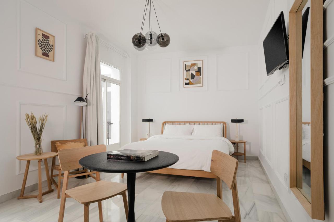 Sonder Santa Ana Aparthotel Madrid Exterior photo