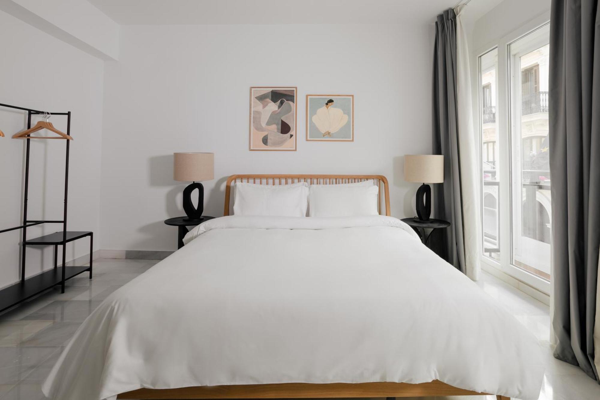 Sonder Santa Ana Aparthotel Madrid Exterior photo