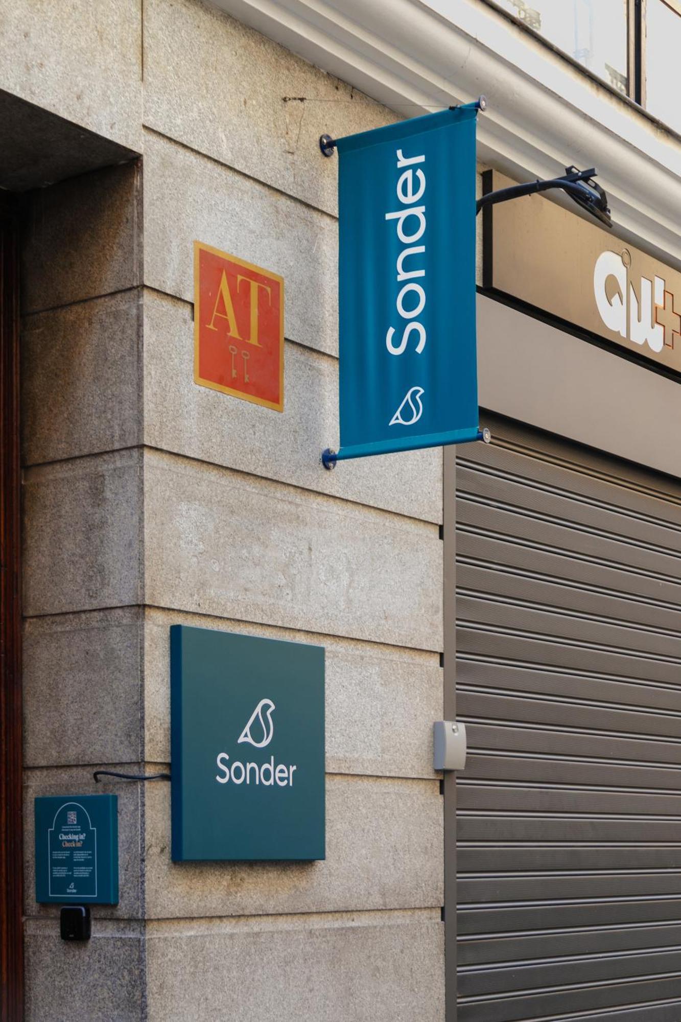 Sonder Santa Ana Aparthotel Madrid Exterior photo